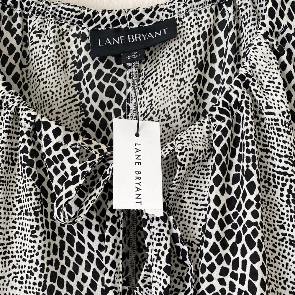 Lane Bryant Monochrome Sleeveless Blouse - Picture 6 of 7